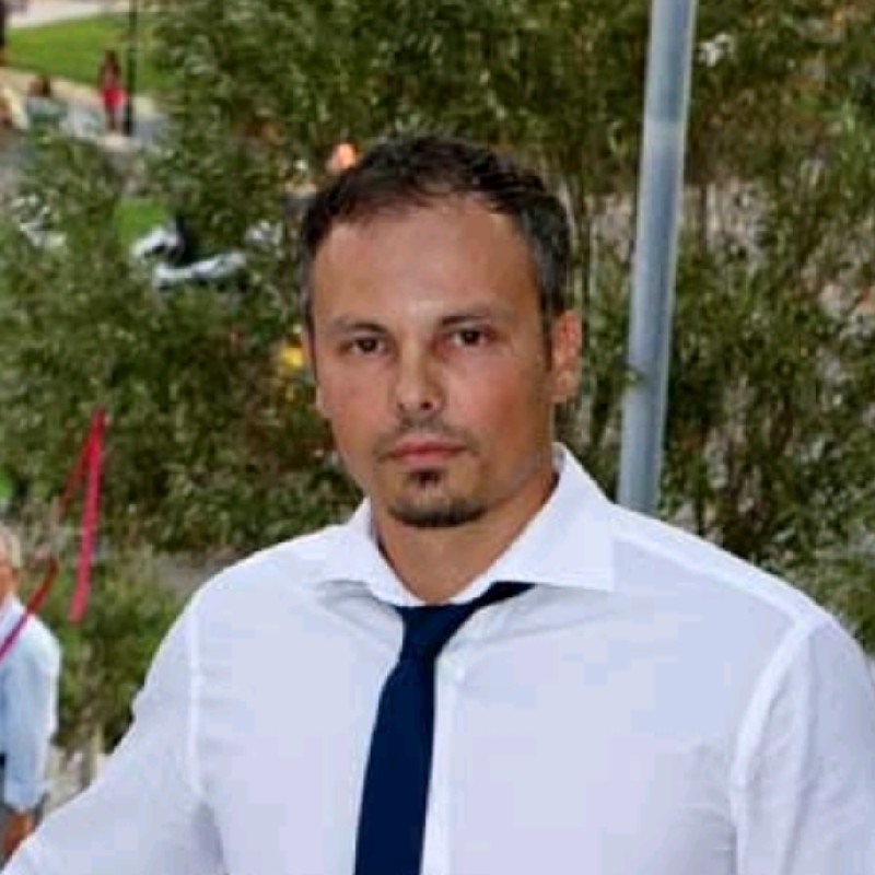 Akis Moutselos